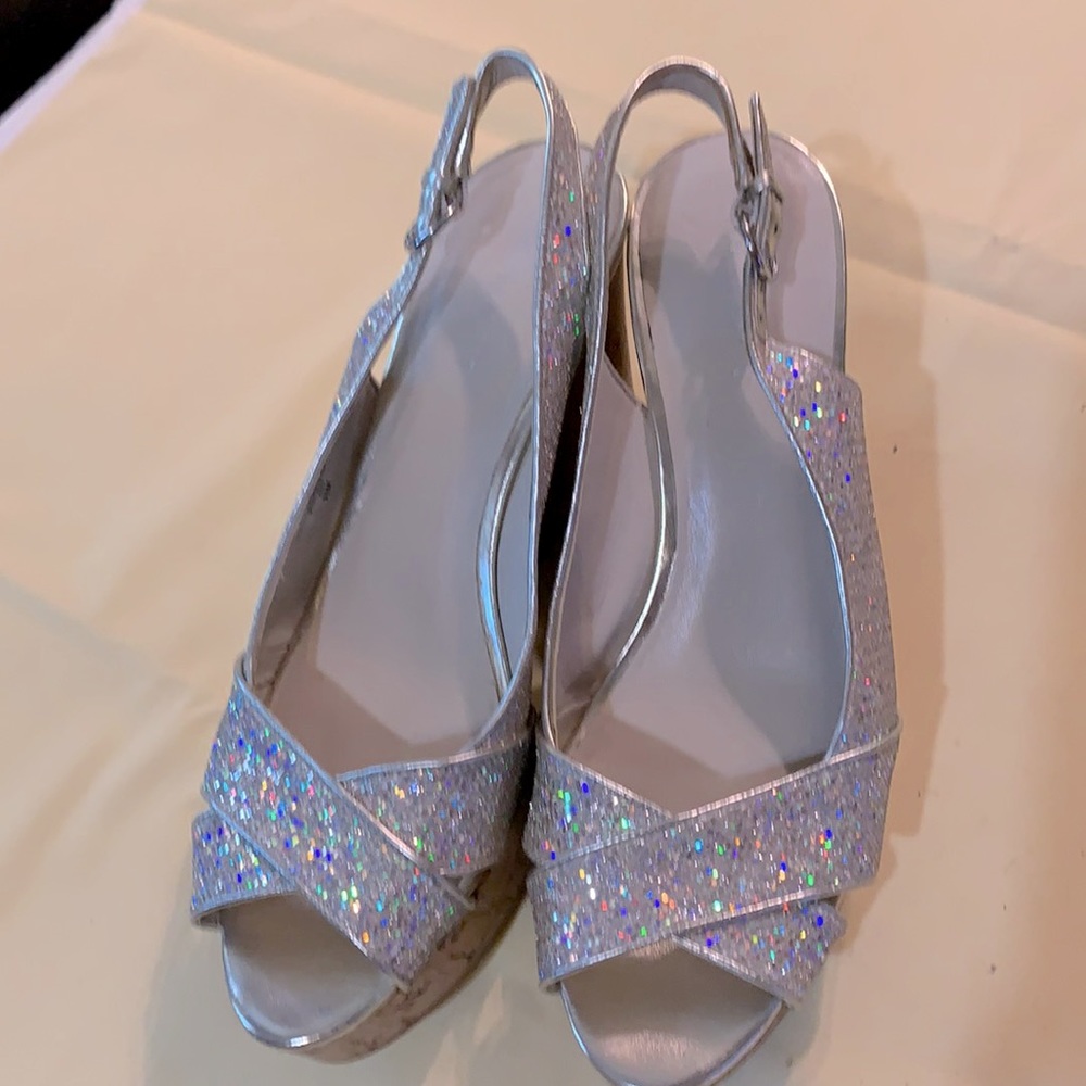 Nine West wedge slip on